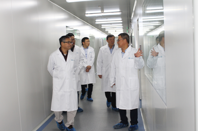 北京大學(xué)科技開發(fā)部邱部長(zhǎng)一行蒞臨我司，共探細(xì)胞技術(shù)研發(fā)與應(yīng)用新篇章